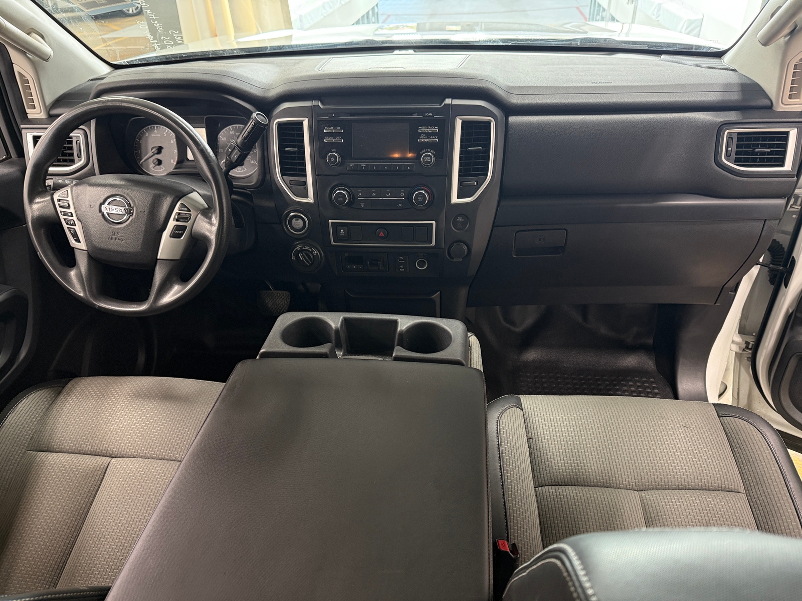 Thumbnail: 2018 Nissan Titan - 3