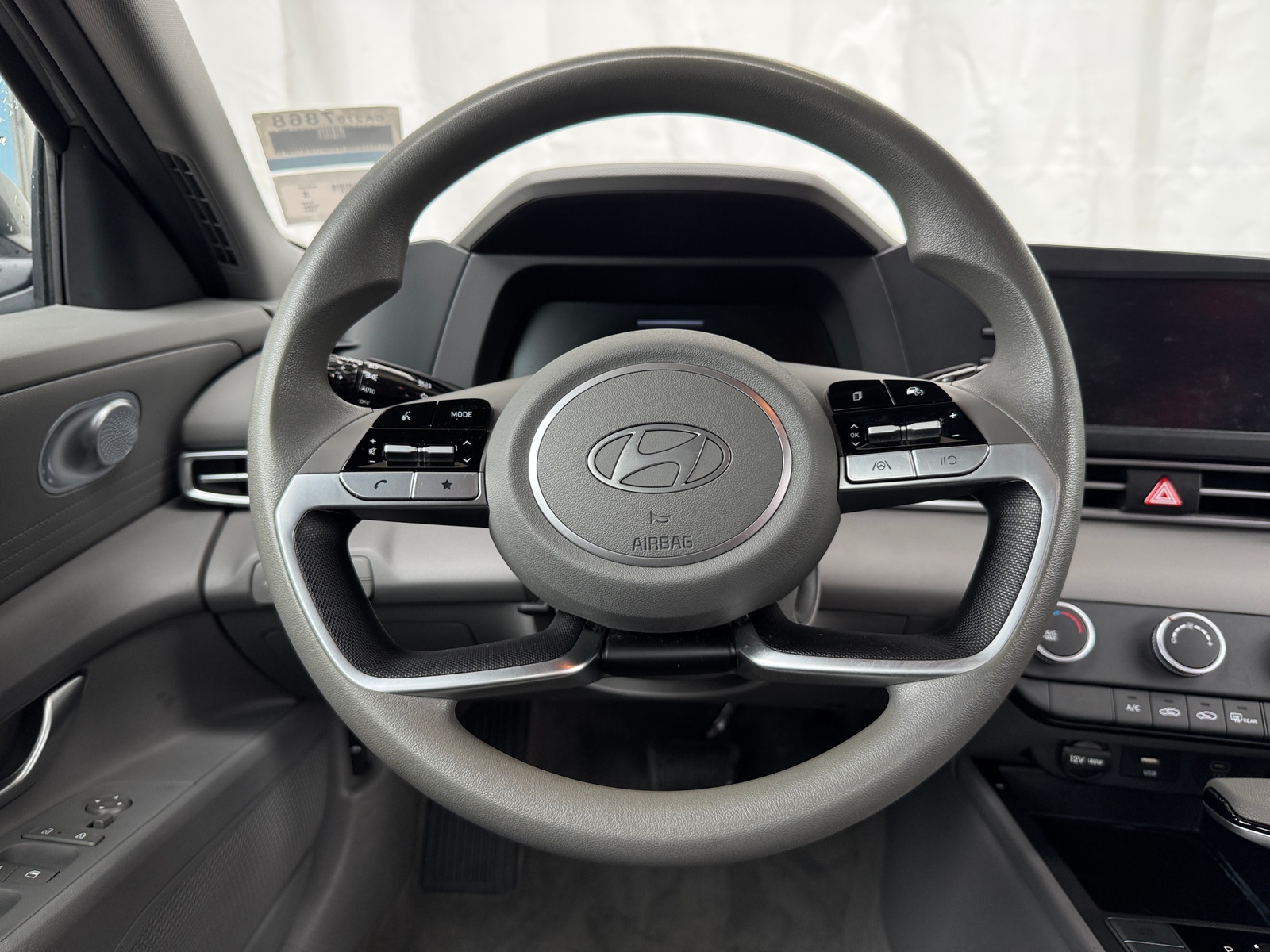 Thumbnail: 2024 Hyundai Elantra - 5