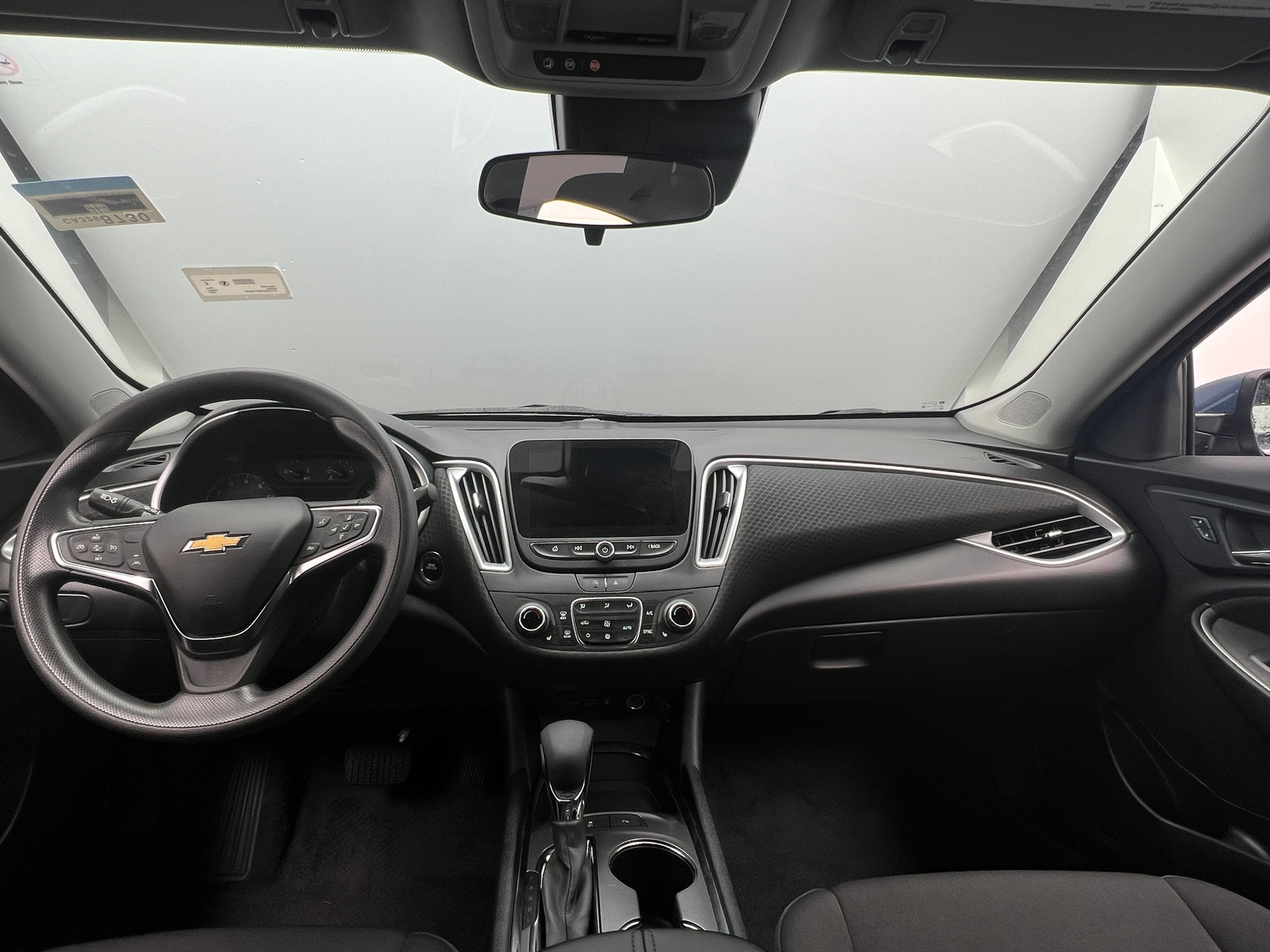 Thumbnail: 2024 Chevrolet Malibu - 3