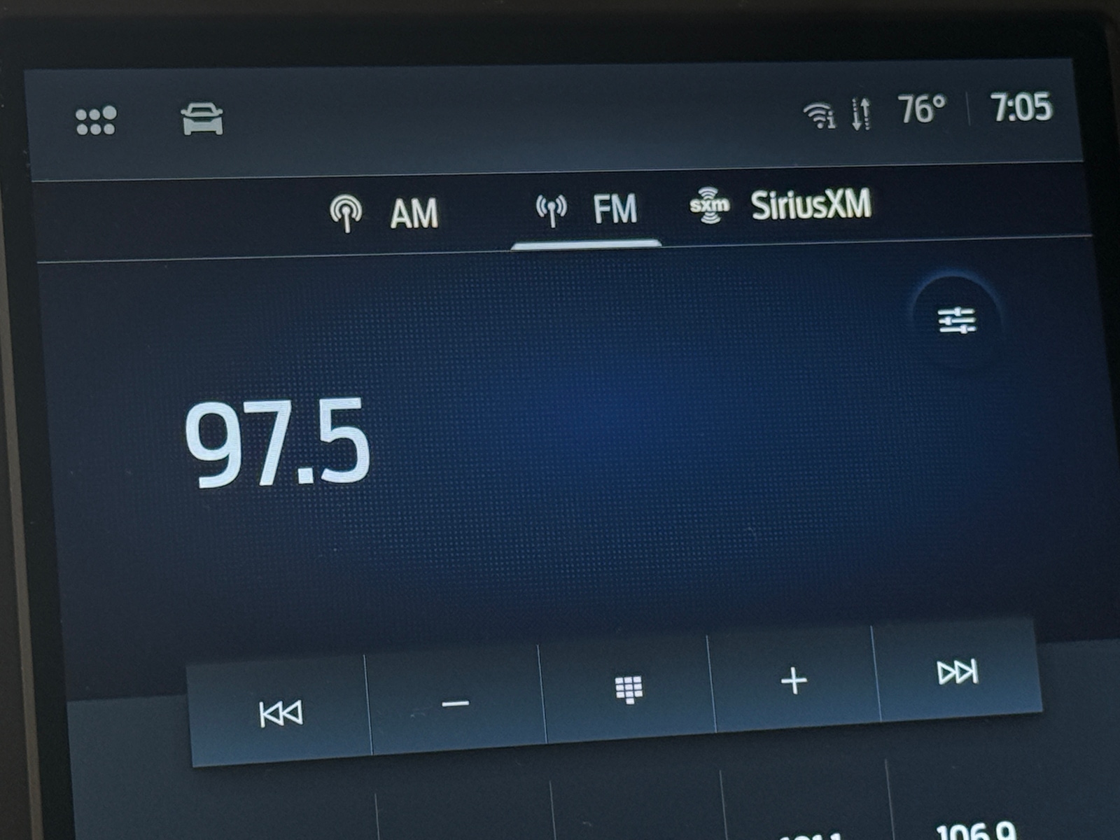 Thumbnail: 2024 Ford Edge - 3