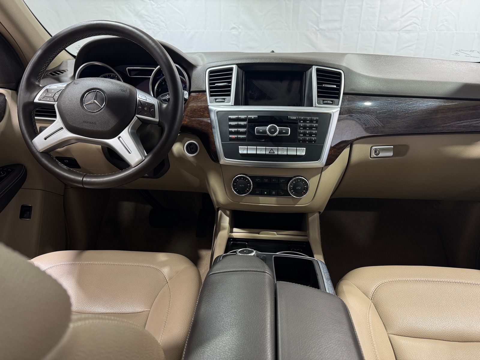 Thumbnail: 2012 Mercedes-Benz M-Class - 2