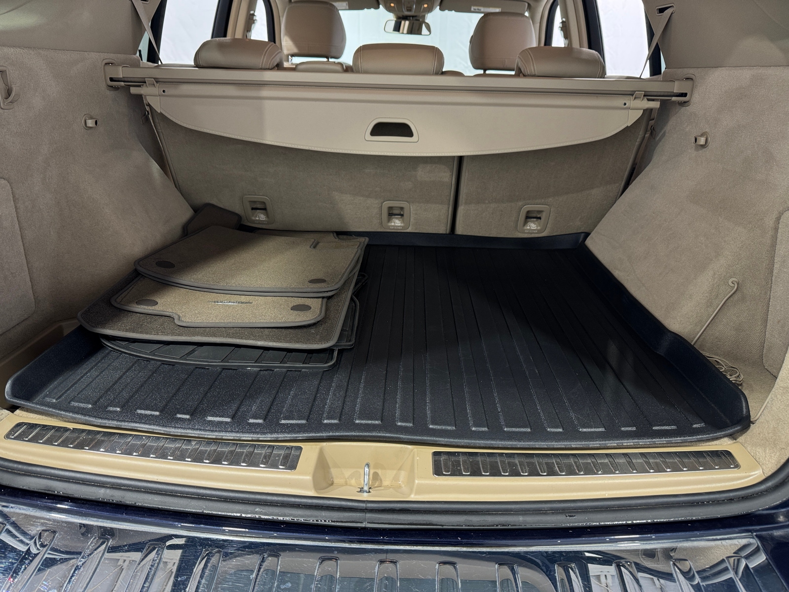 Thumbnail: 2012 Mercedes-Benz M-Class - 6