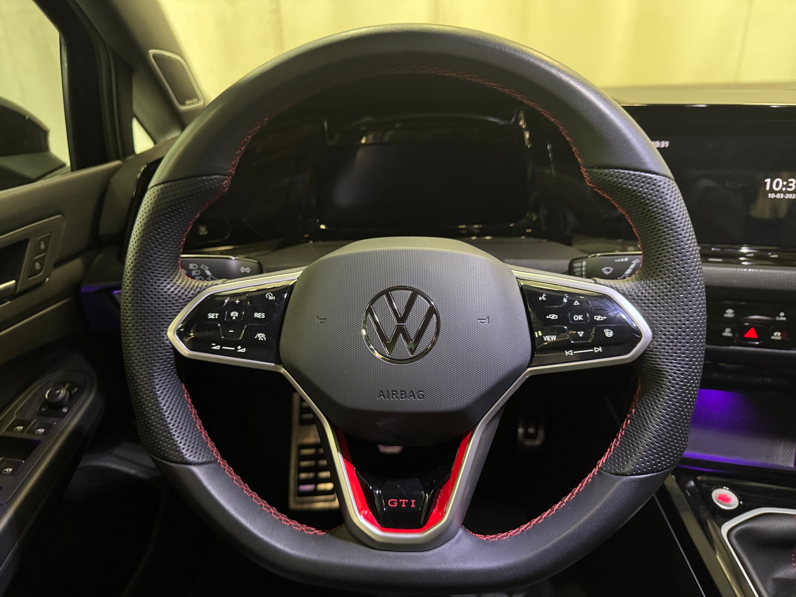 Thumbnail: 2024 Volkswagen Golf - 4