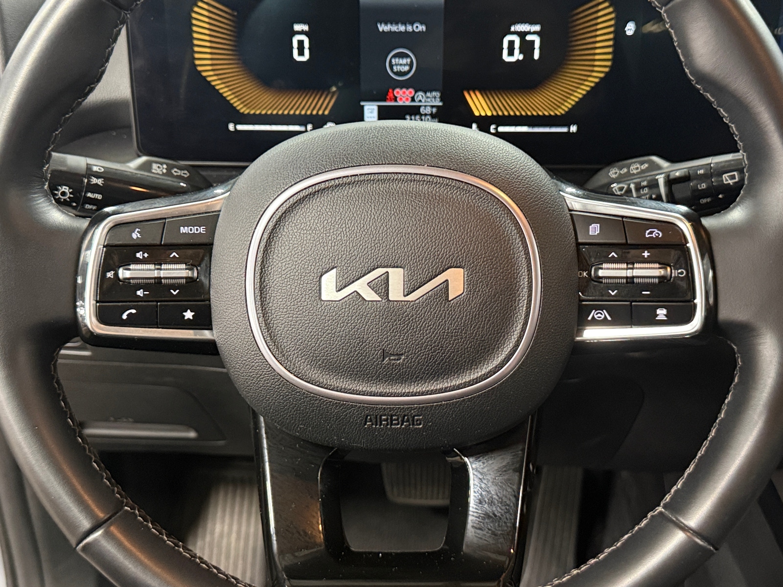 Thumbnail: 2024 Kia Sorento - 4