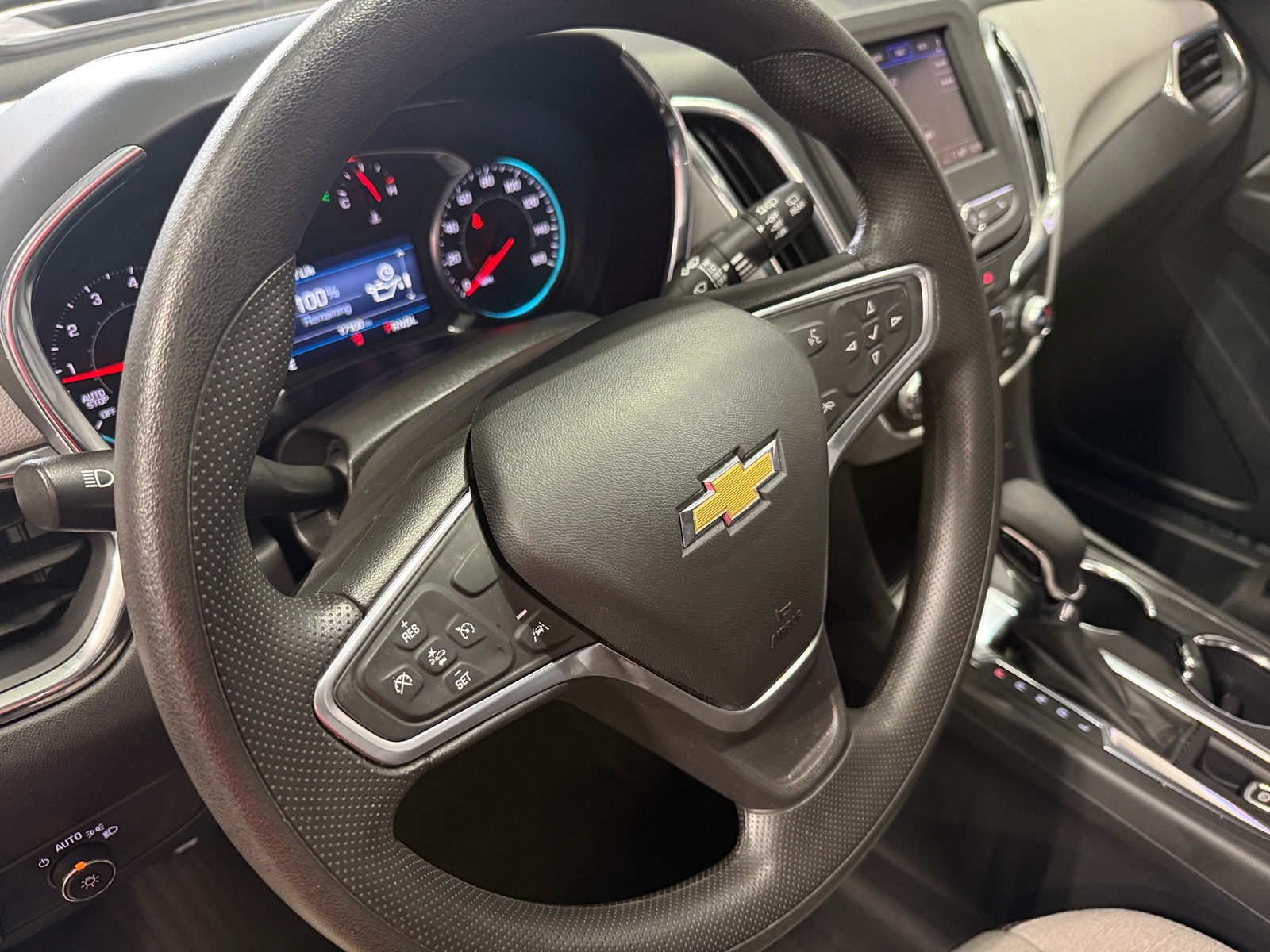 Thumbnail: 2023 Chevrolet Equinox - 5