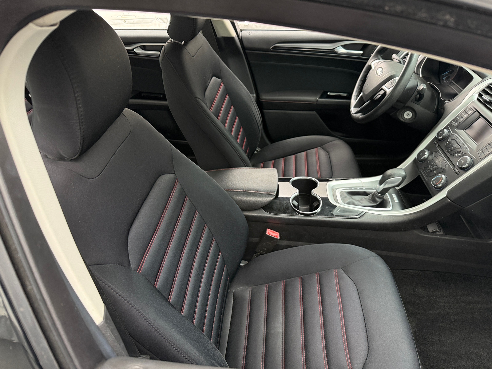 Thumbnail: 2015 Ford Fusion - 2