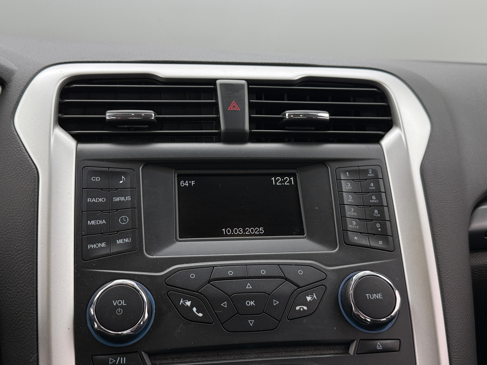 Thumbnail: 2015 Ford Fusion - 4