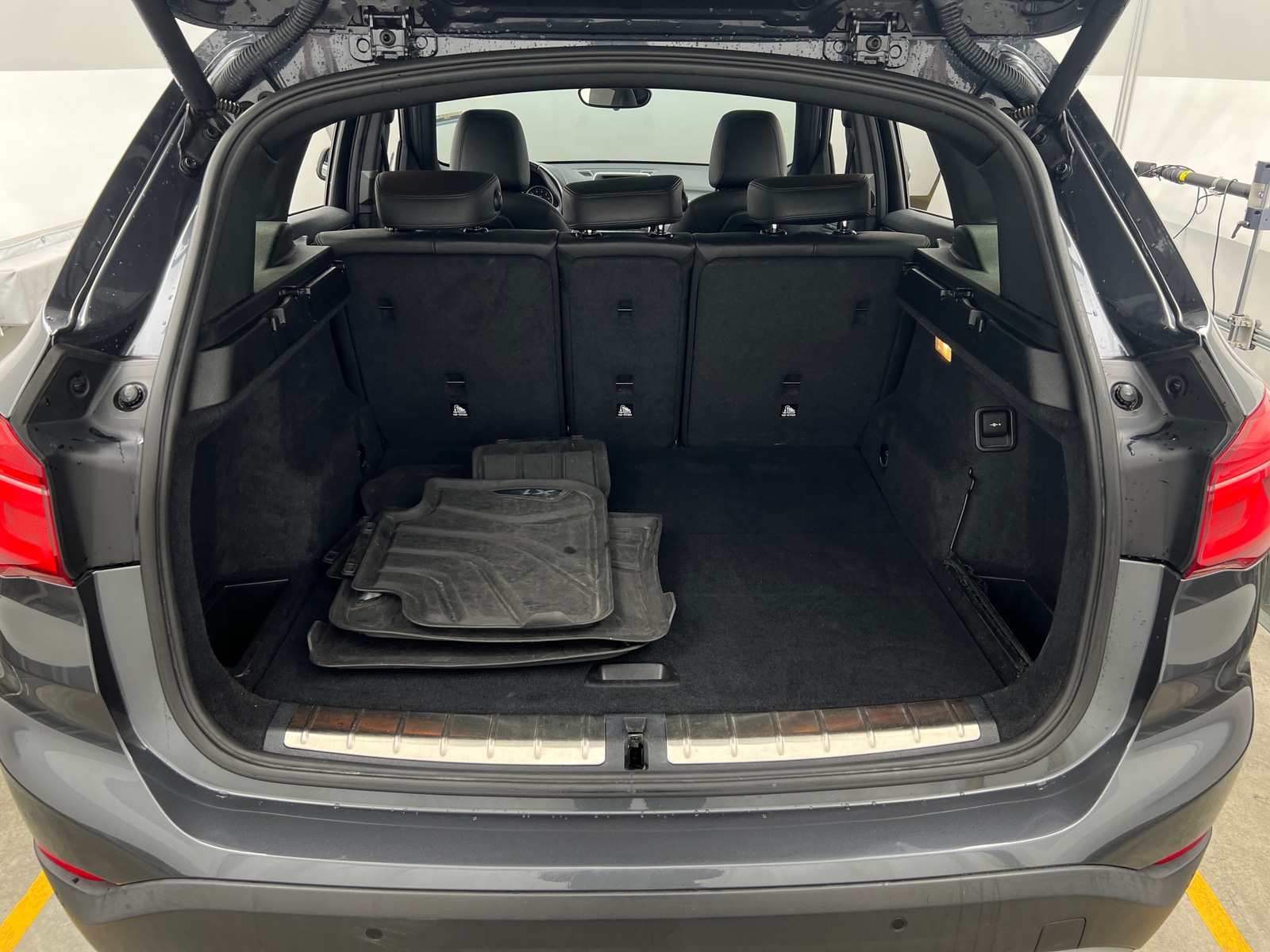 Thumbnail: 2017 BMW X1 - 6