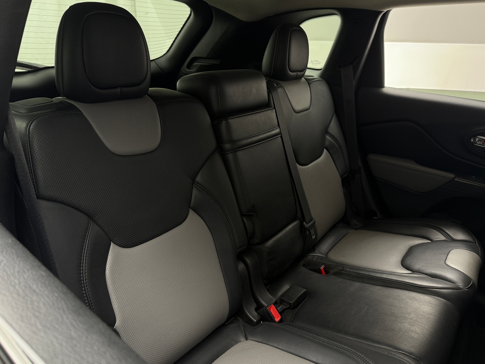 Thumbnail: 2014 Jeep Cherokee - 5