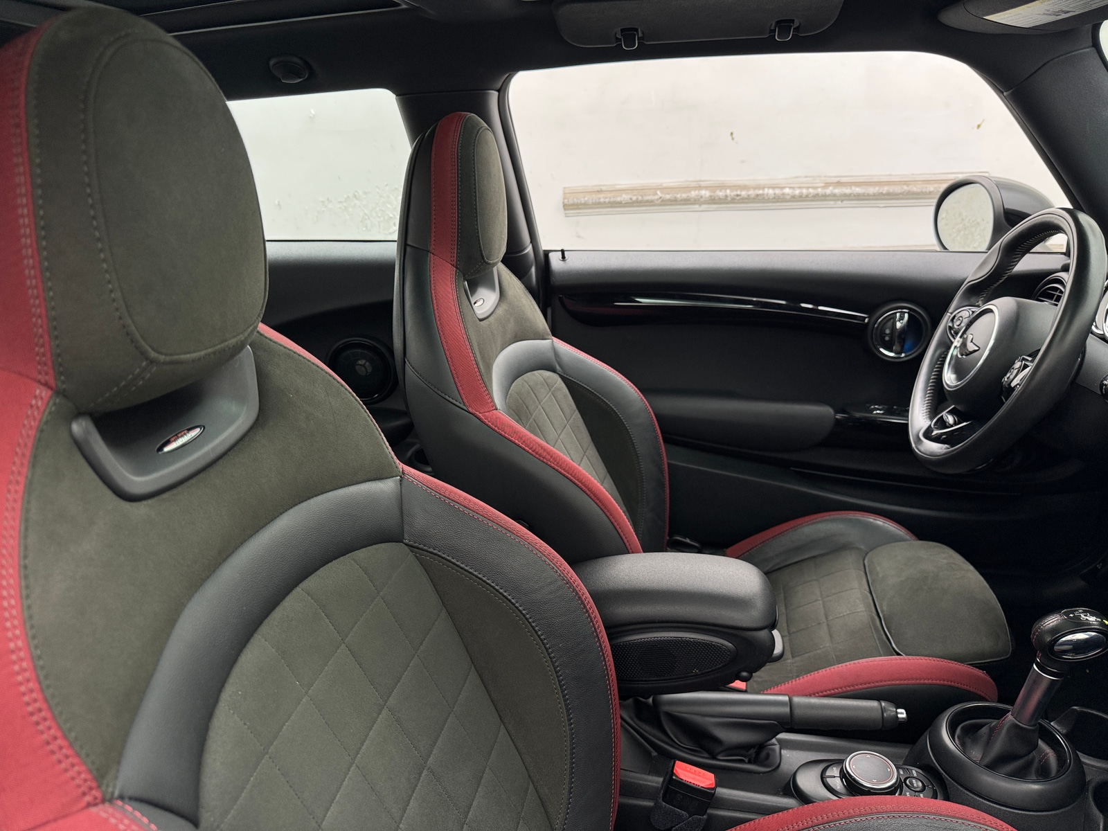 Thumbnail: 2019 MINI Cooper Hardtop - 2
