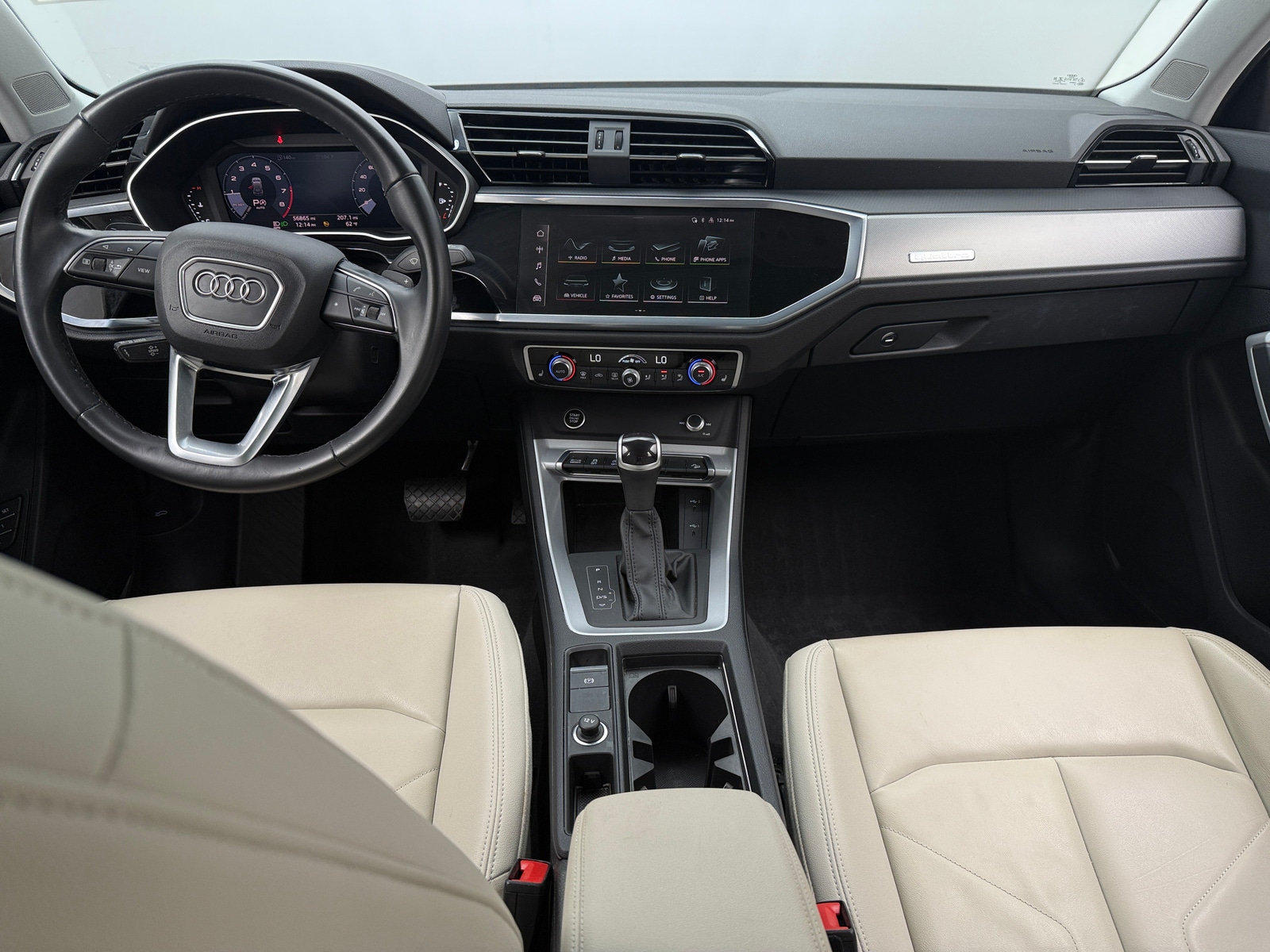 Thumbnail: 2023 Audi Q3 - 2