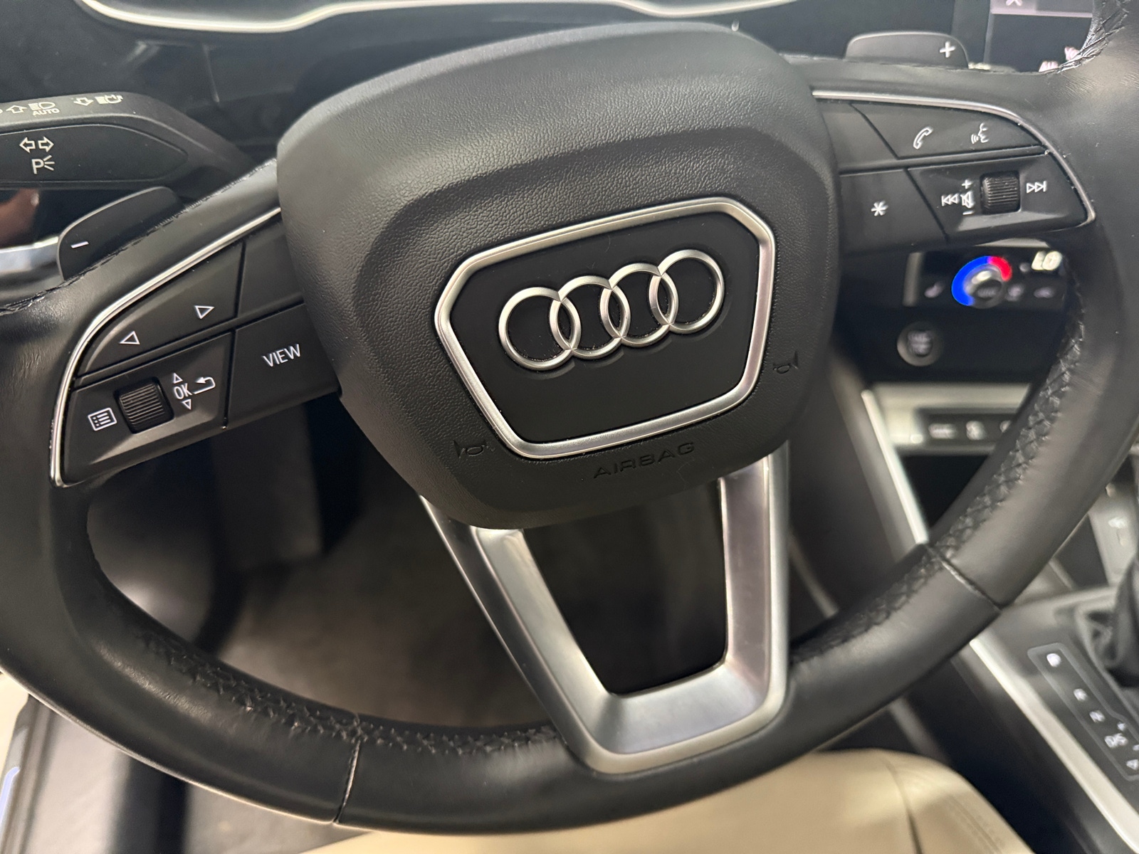 Thumbnail: 2023 Audi Q3 - 4