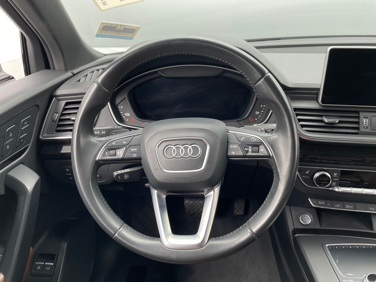 Thumbnail: 2020 Audi Q5 - 4