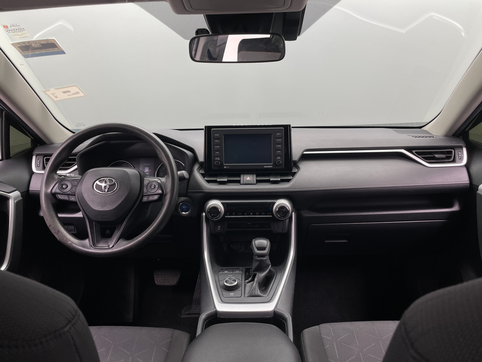 Thumbnail: 2020 Toyota RAV4 - 3