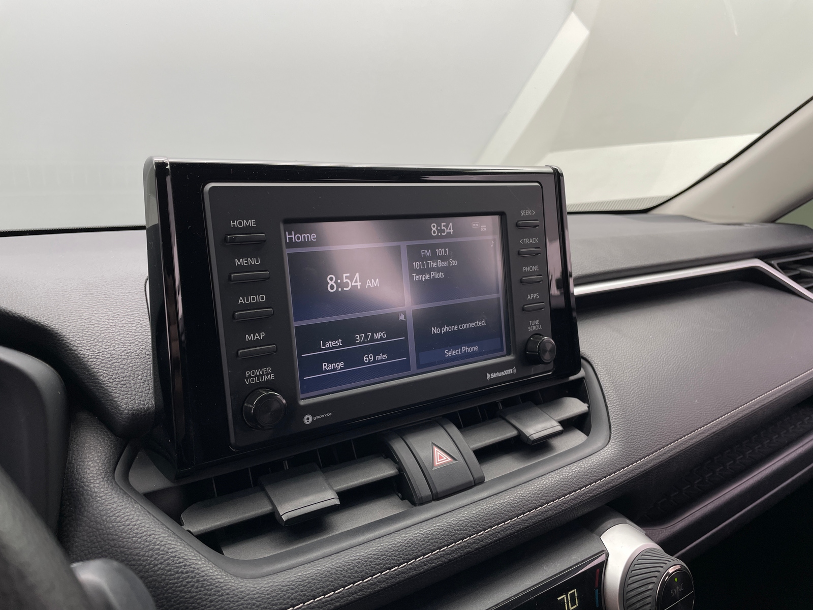 Thumbnail: 2020 Toyota RAV4 - 4