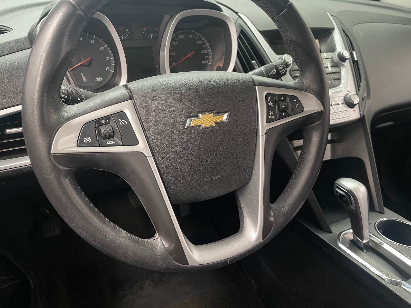 Thumbnail: 2011 Chevrolet Equinox - 5