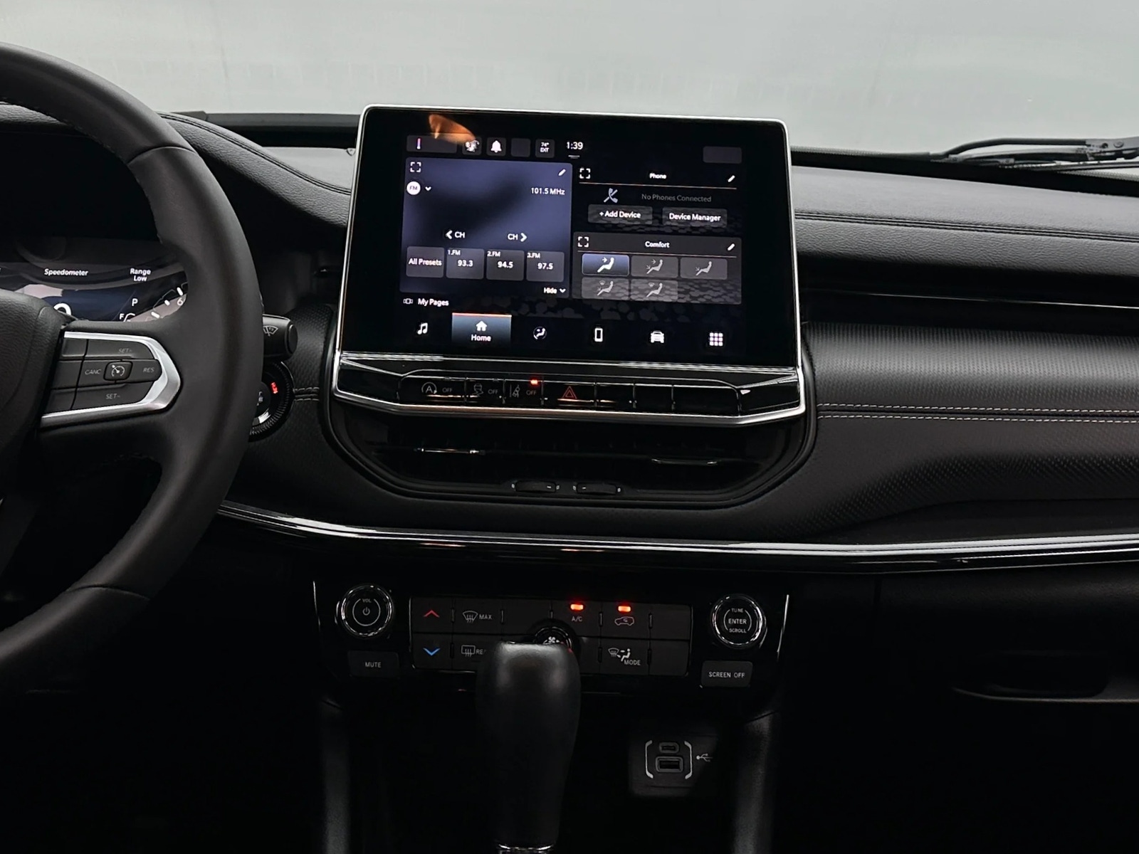 Thumbnail: 2023 Jeep Compass - 4