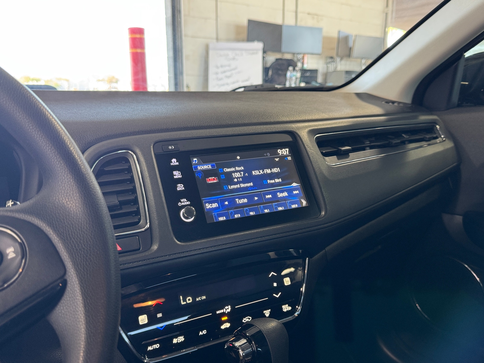 Thumbnail: 2020 Honda HR-V - 4
