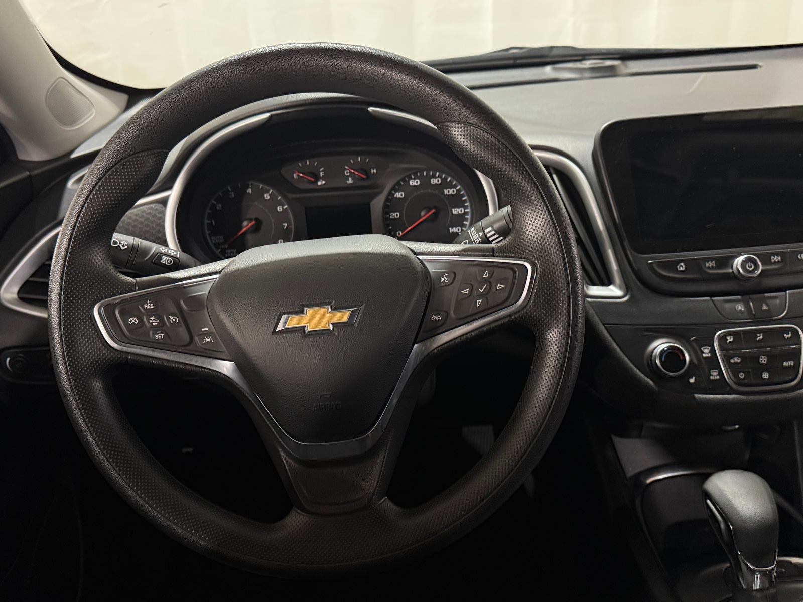 Thumbnail: 2024 Chevrolet Malibu - 5