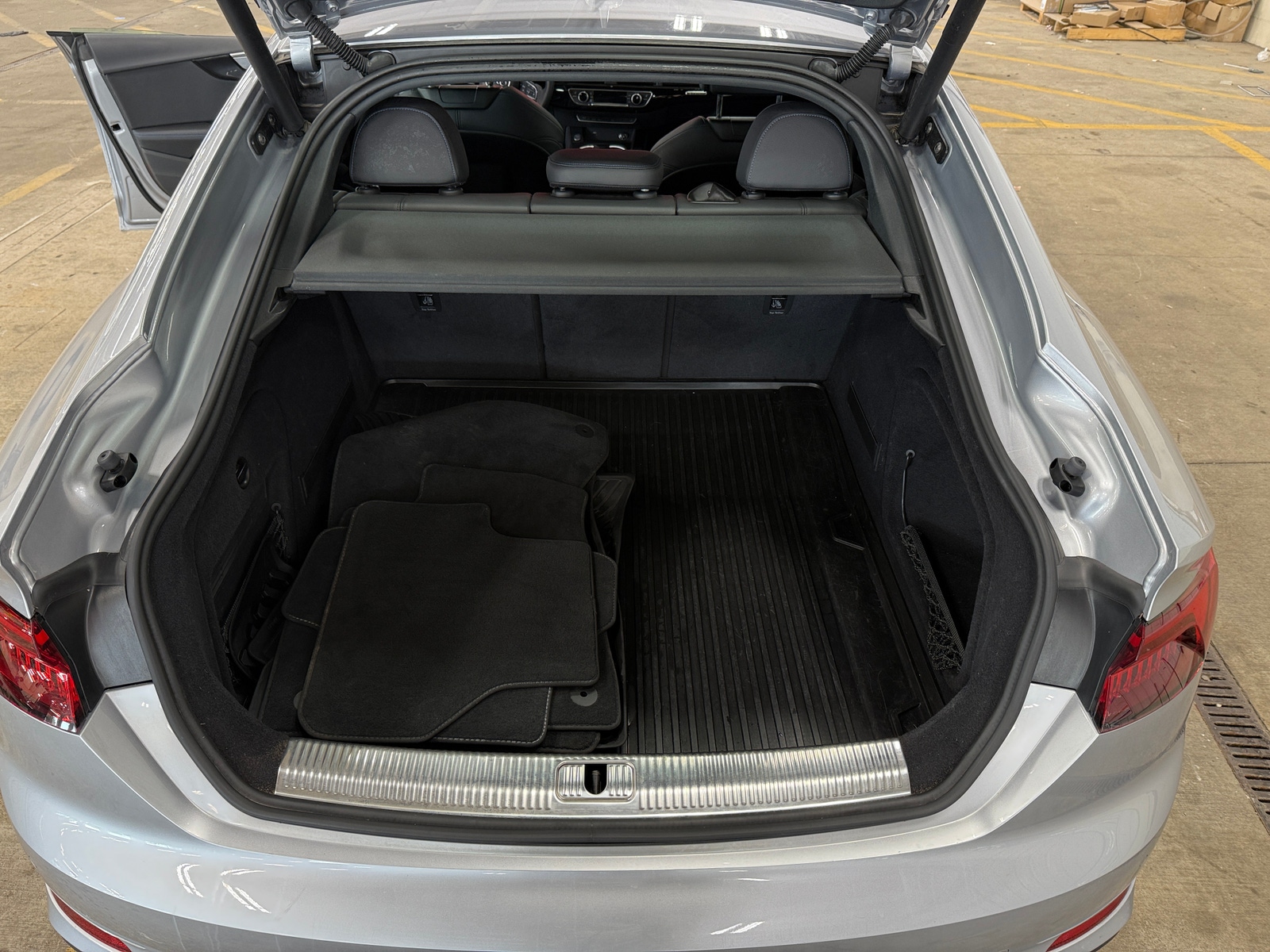 Thumbnail: 2019 Audi A5 - 6