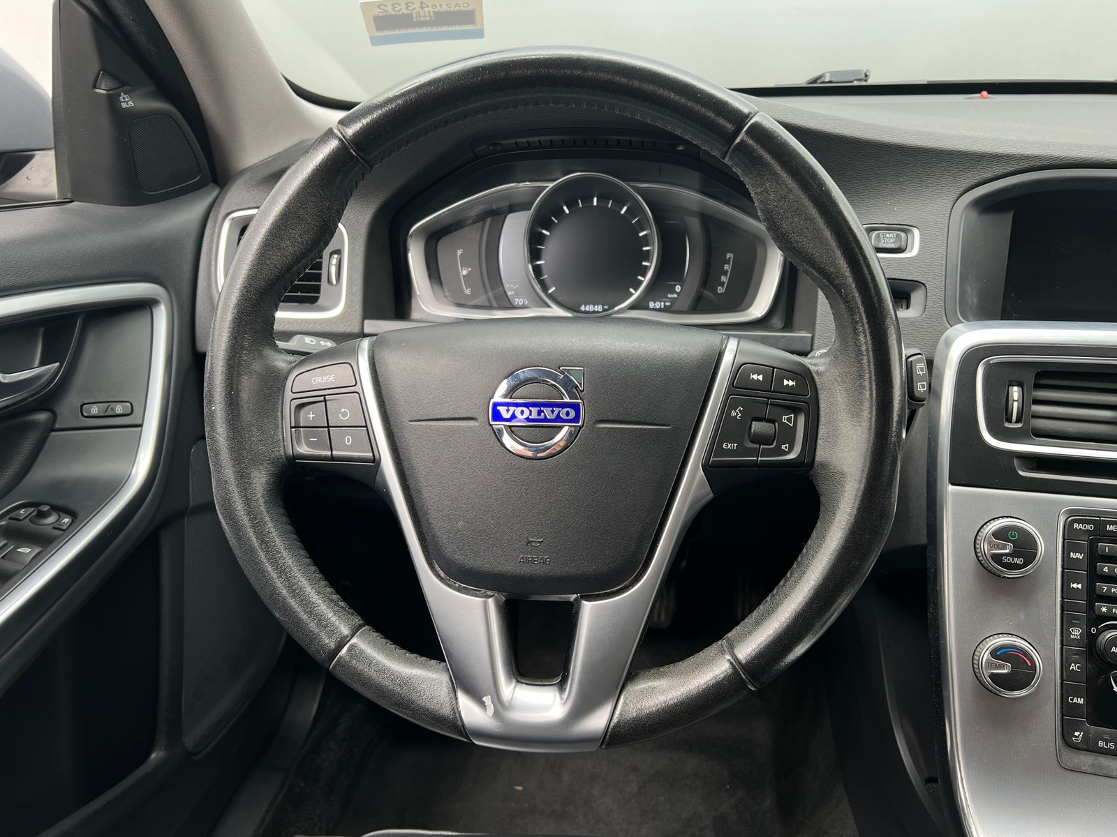 Thumbnail: 2018 Volvo V60 - 4