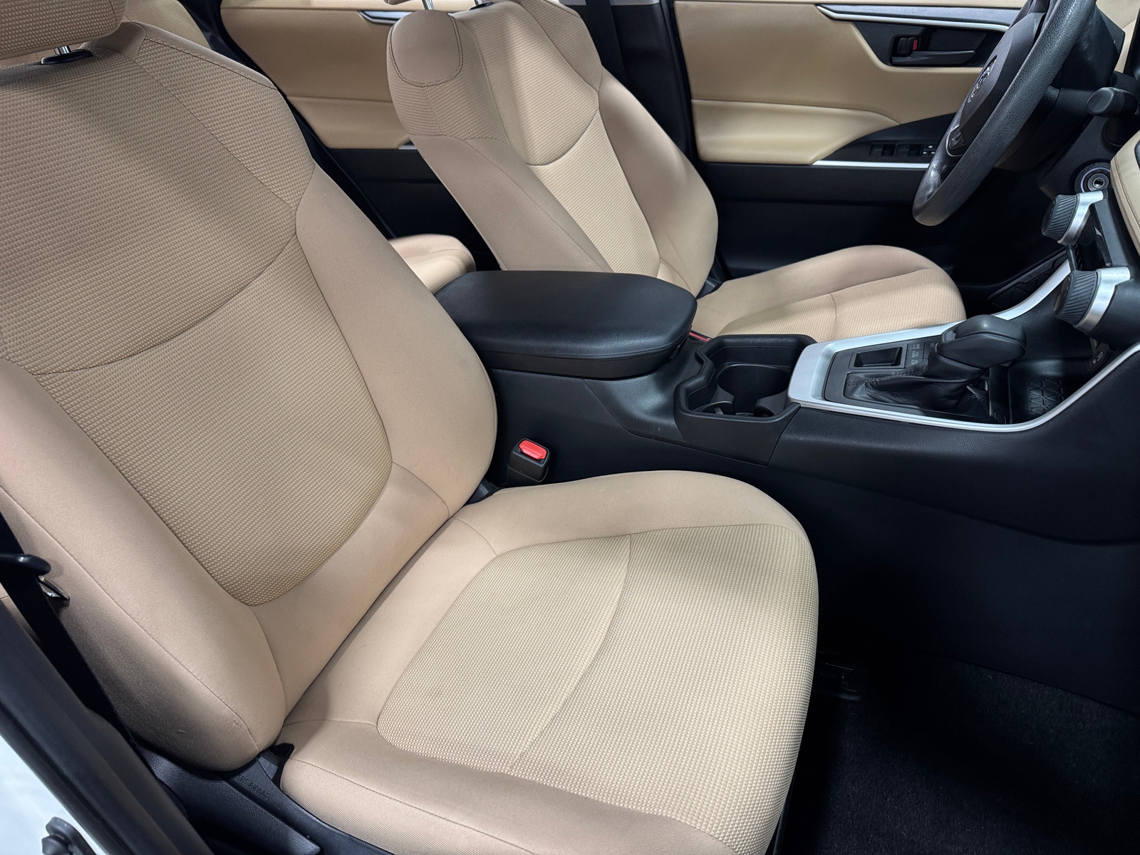 Thumbnail: 2019 Toyota RAV4 - 2