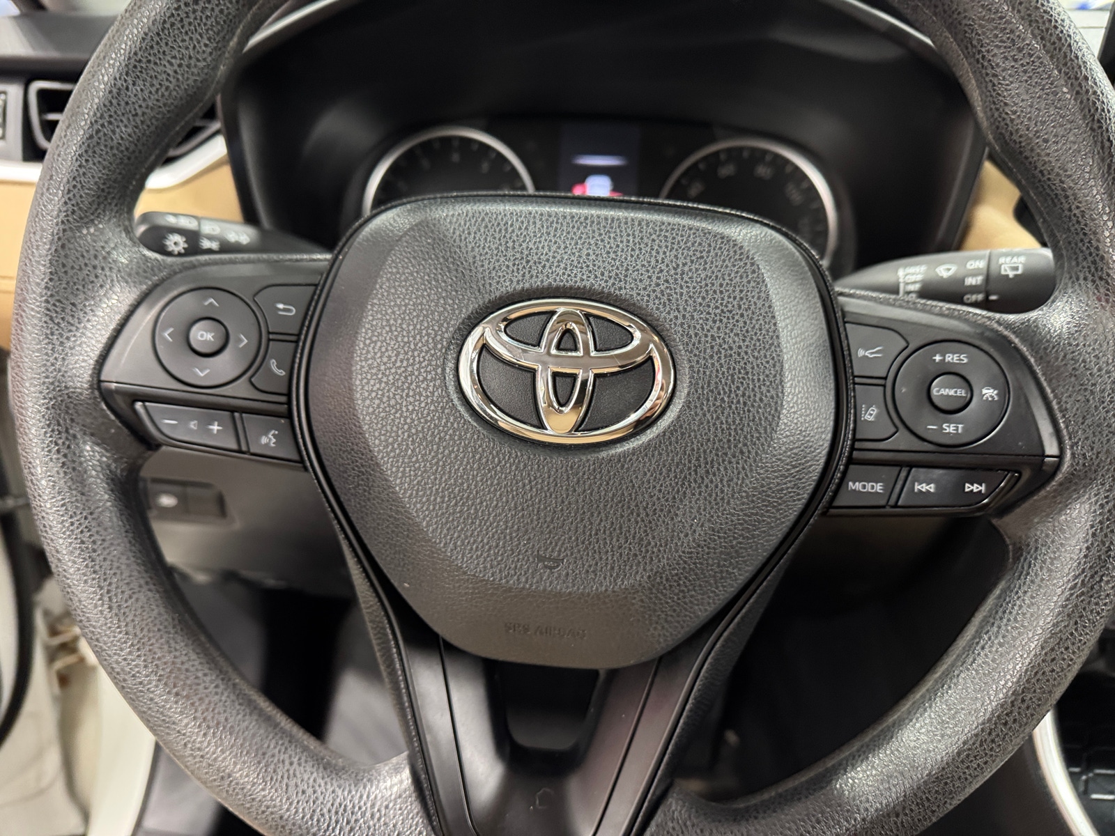Thumbnail: 2019 Toyota RAV4 - 5