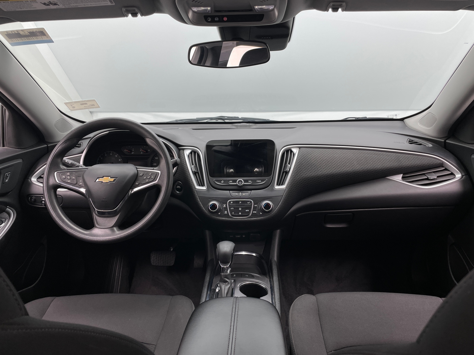 Thumbnail: 2024 Chevrolet Malibu - 3