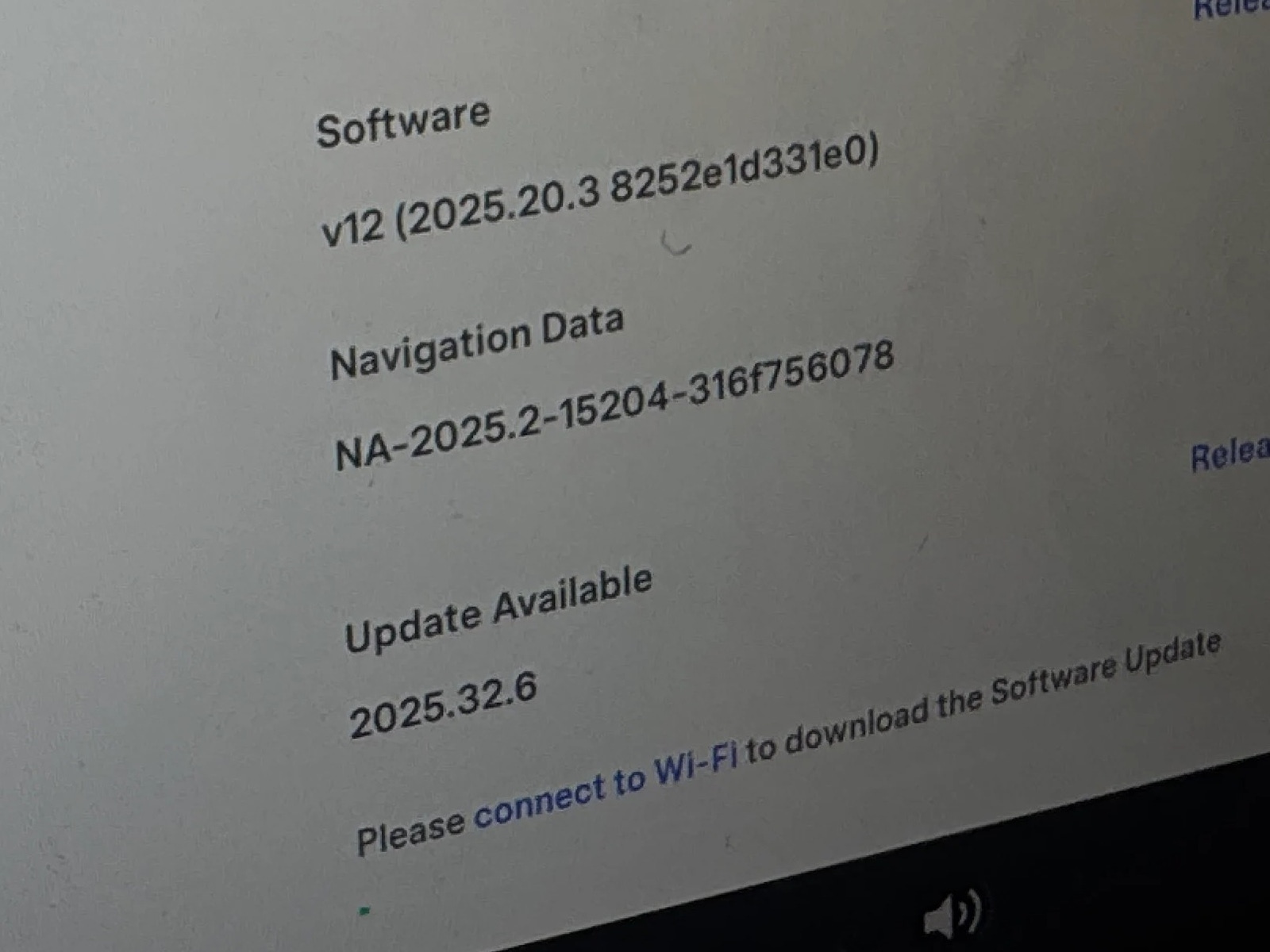 Thumbnail: 2023 Tesla Model Y - 3