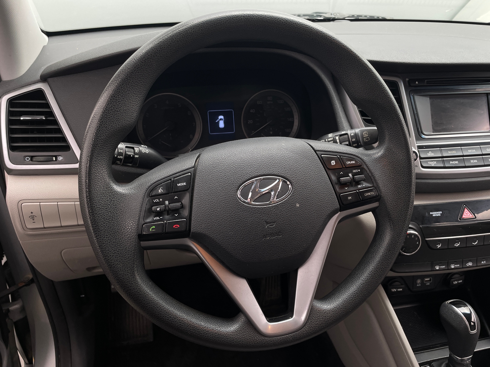 Thumbnail: 2016 Hyundai Tucson - 5