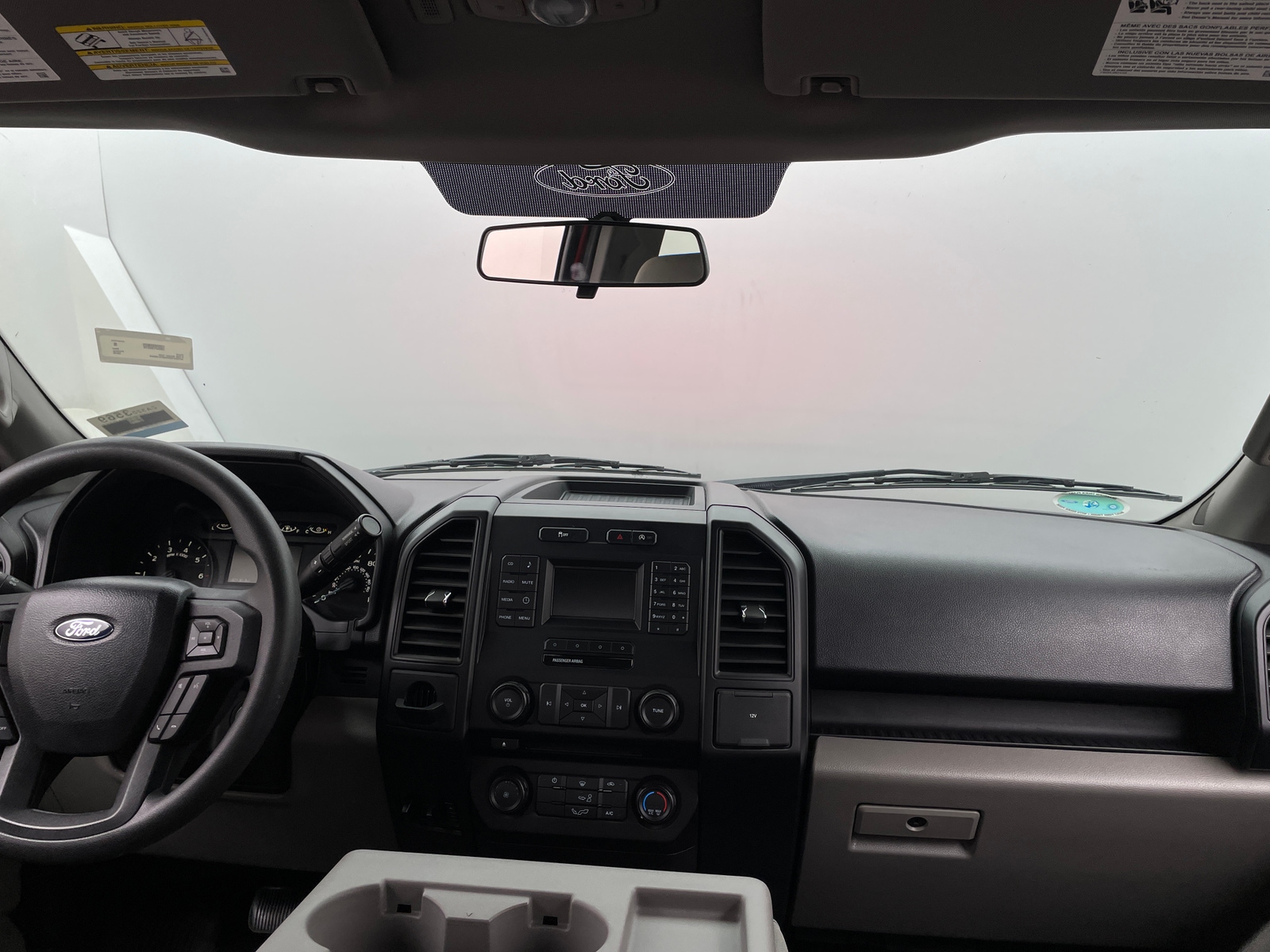 Thumbnail: 2016 Ford Econoline - 3