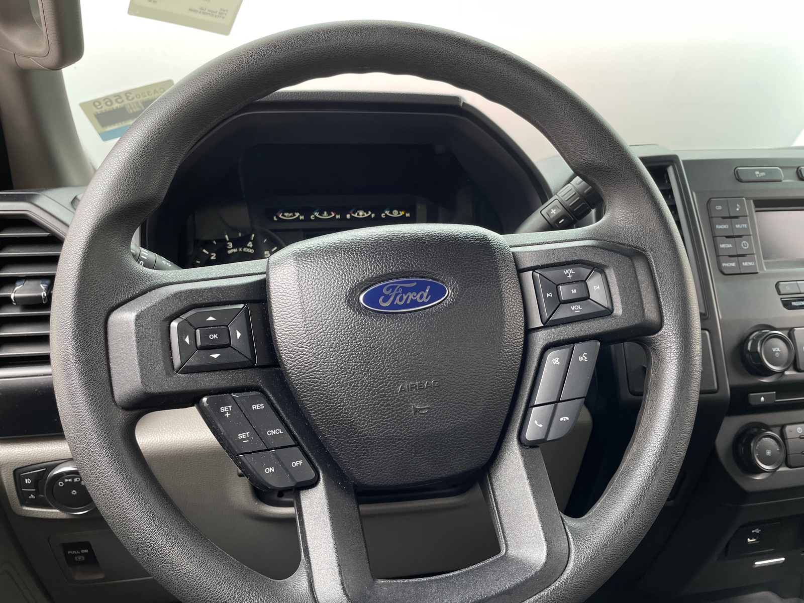Thumbnail: 2016 Ford Econoline - 5