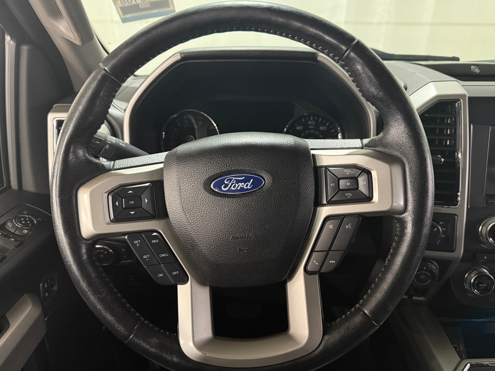 Thumbnail: 2018 Ford Econoline - 4