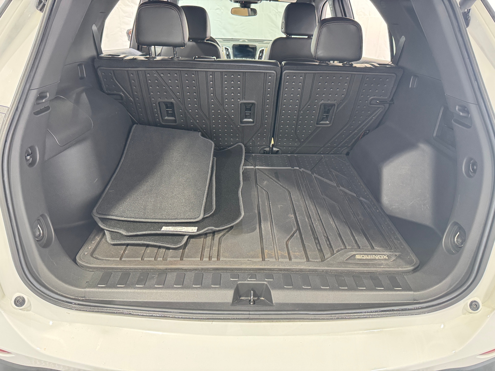 Thumbnail: 2023 Chevrolet Equinox - 6