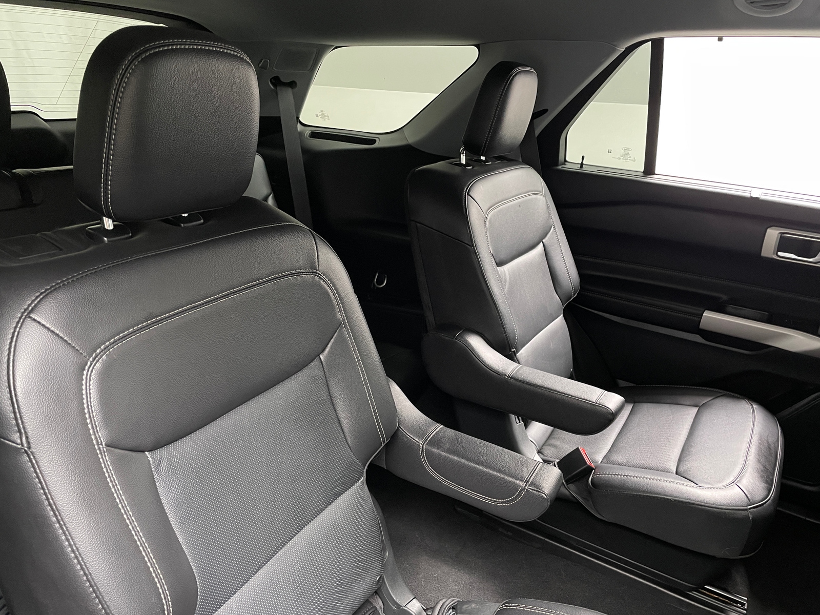 Thumbnail: 2023 Ford Explorer - 5