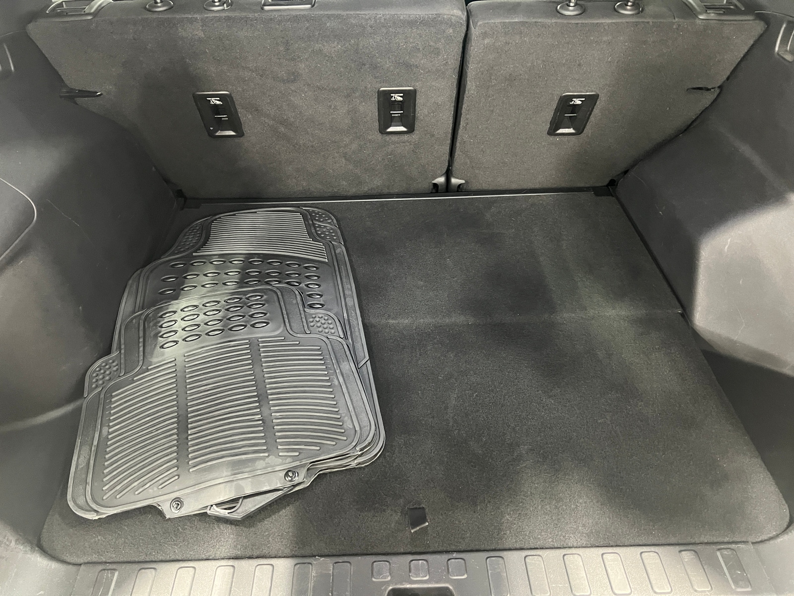 Thumbnail: 2018 Chevrolet Equinox - 7
