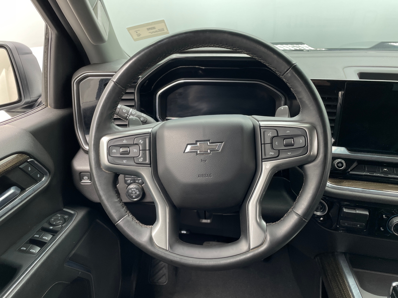 Thumbnail: 2023 Chevrolet Silverado 1500 - 5