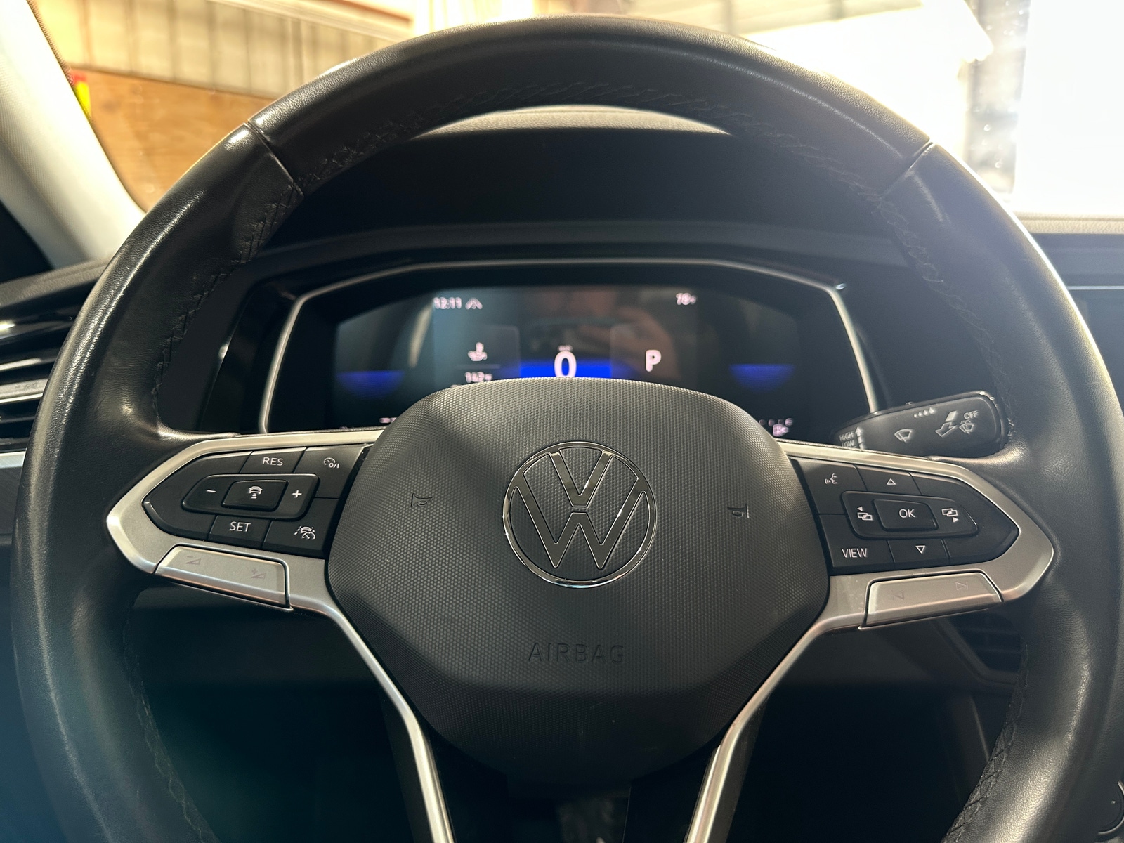 Thumbnail: 2024 Volkswagen Jetta - 4