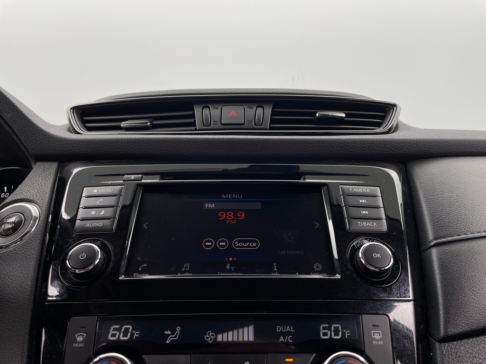 Thumbnail: 2019 Nissan Rogue - 4