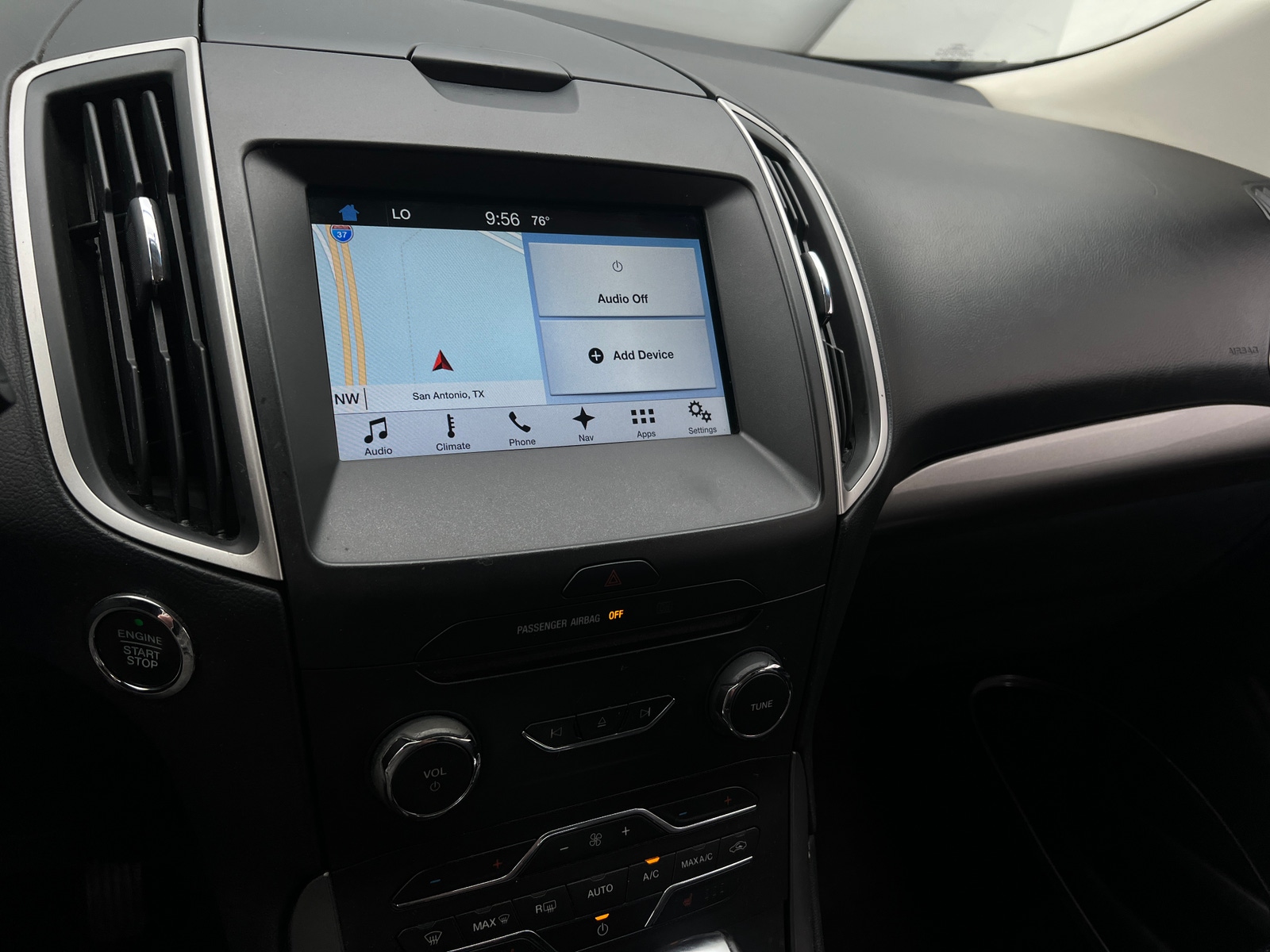 Thumbnail: 2016 Ford Edge - 3