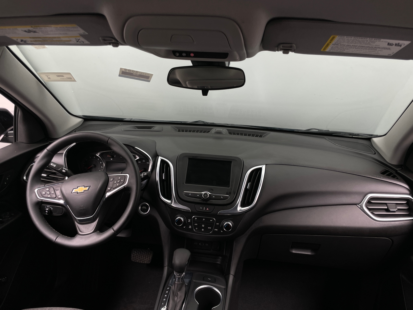 Thumbnail: 2023 Chevrolet Equinox - 3