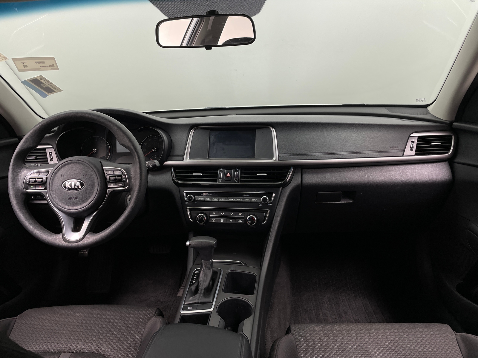 Thumbnail: 2018 Kia Optima - 3