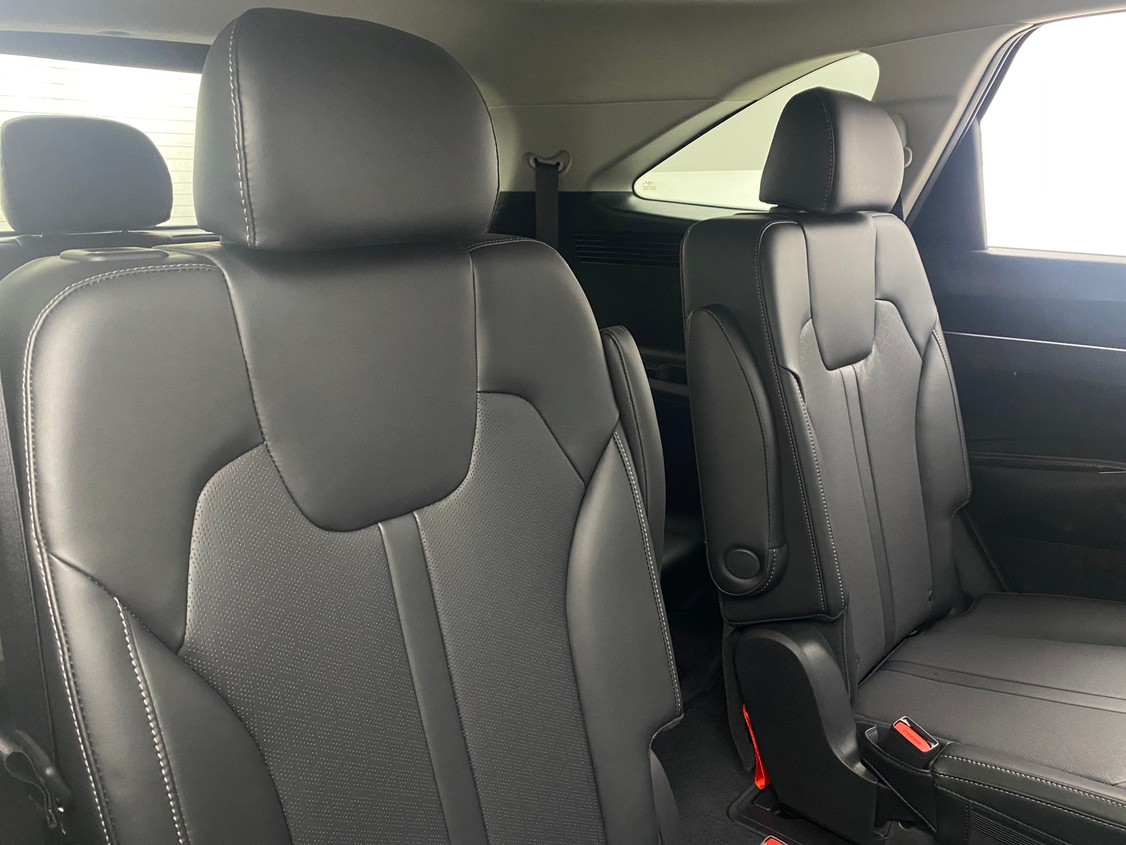 Thumbnail: 2022 Kia Sorento - 5