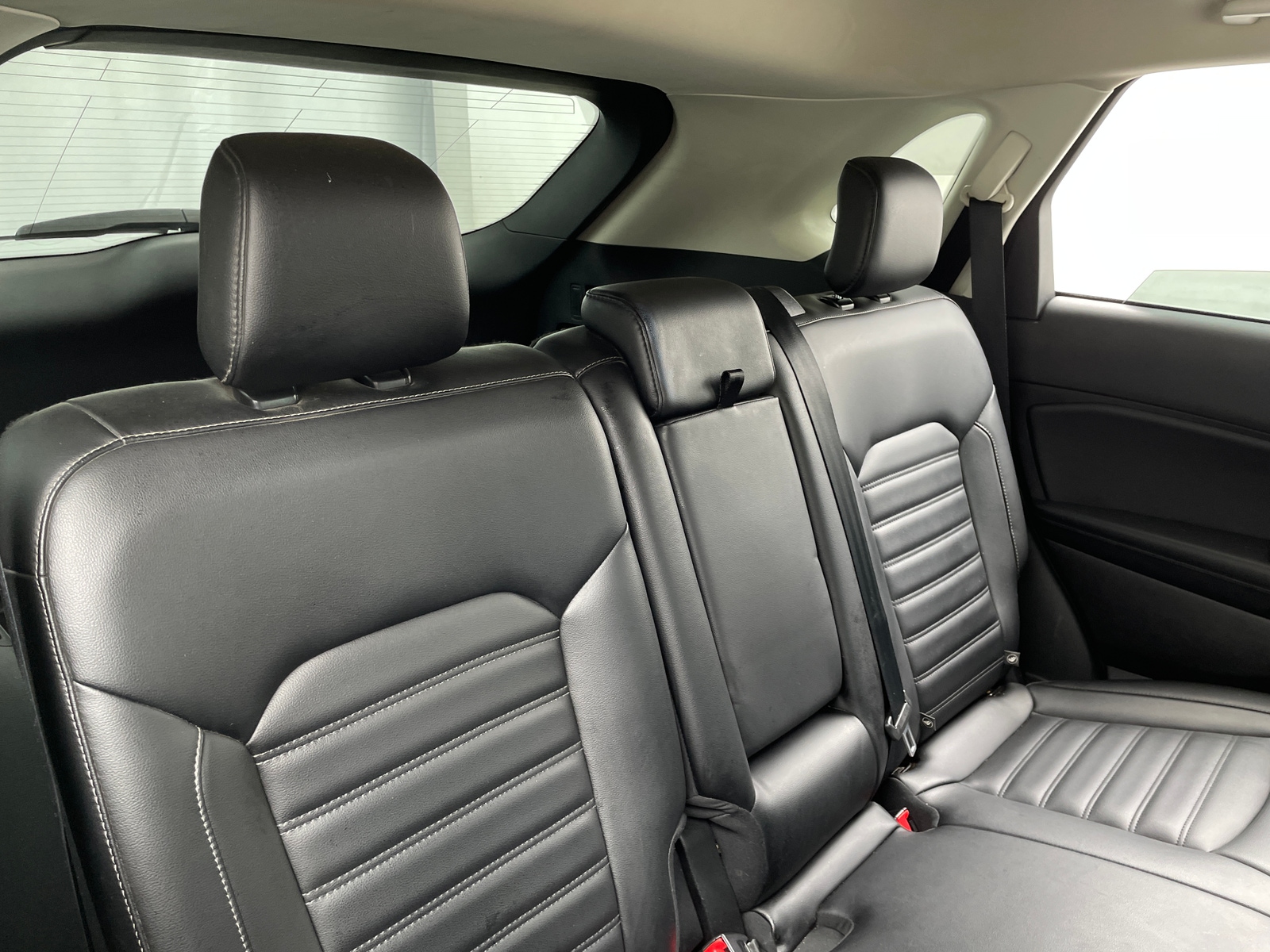 Thumbnail: 2019 Ford Edge - 6
