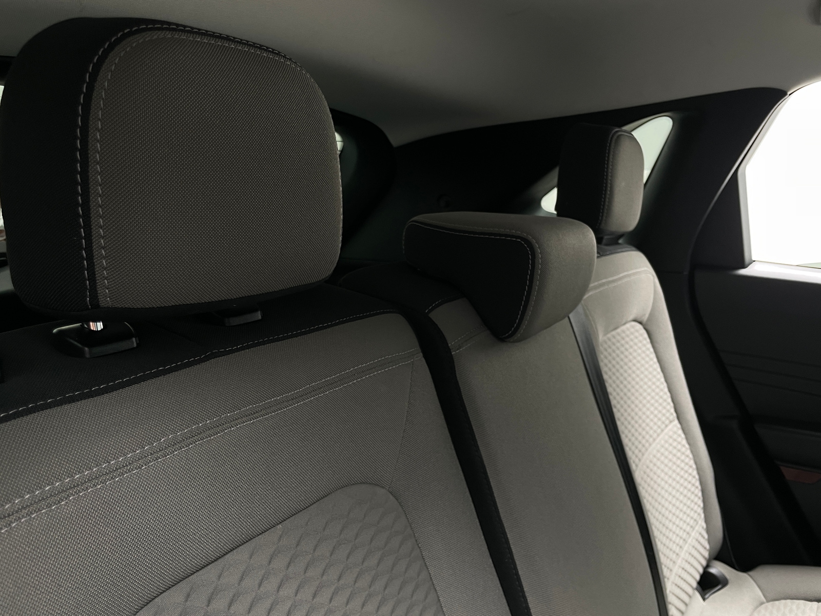 Thumbnail: 2022 Ford Escape - 6