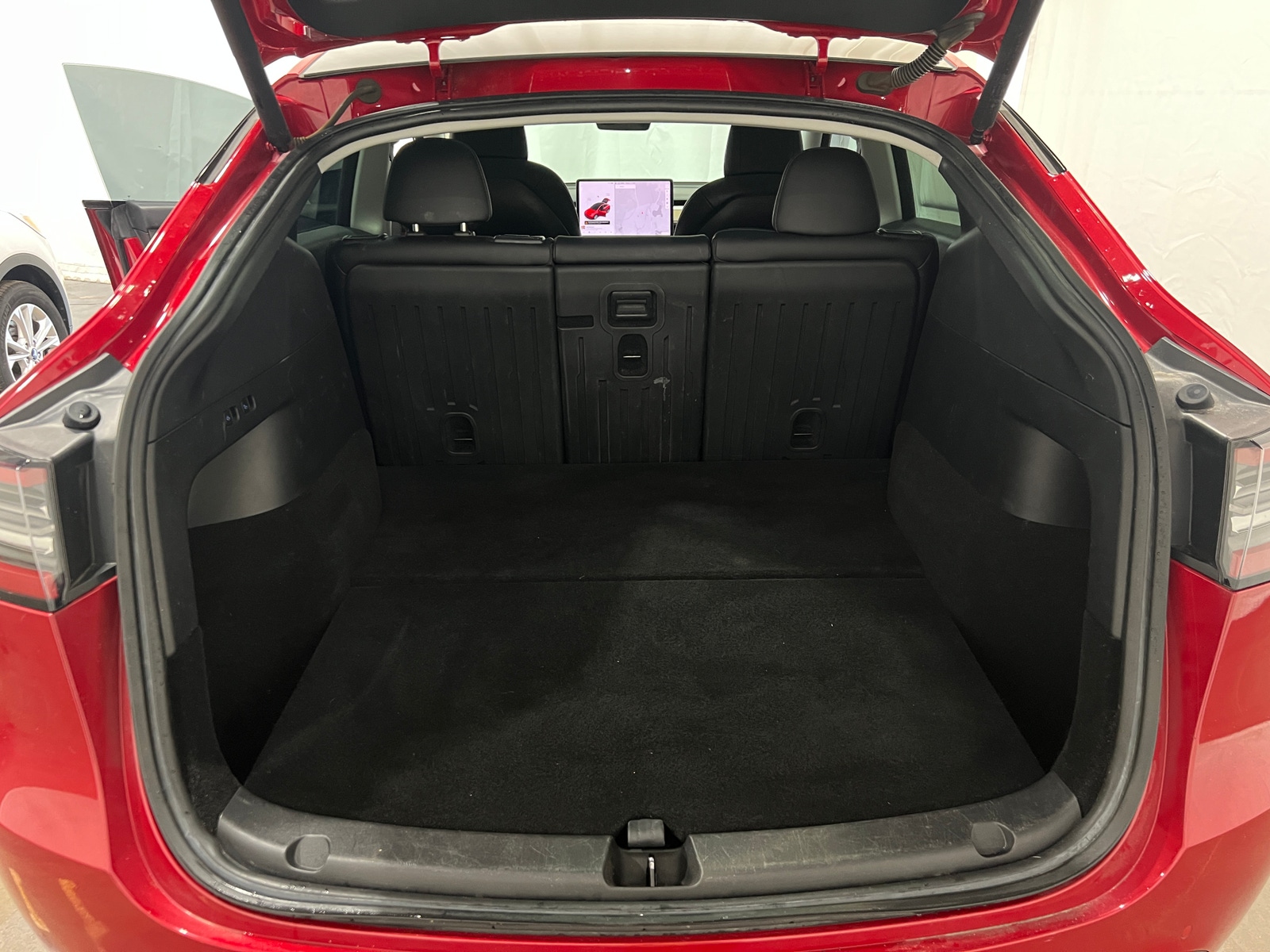 Thumbnail: 2022 Tesla Model Y - 6