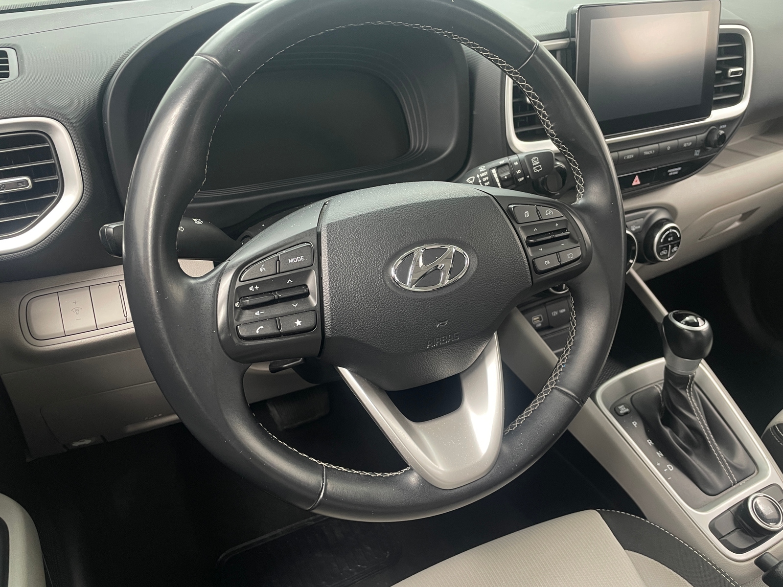 Thumbnail: 2023 Hyundai Venue - 5