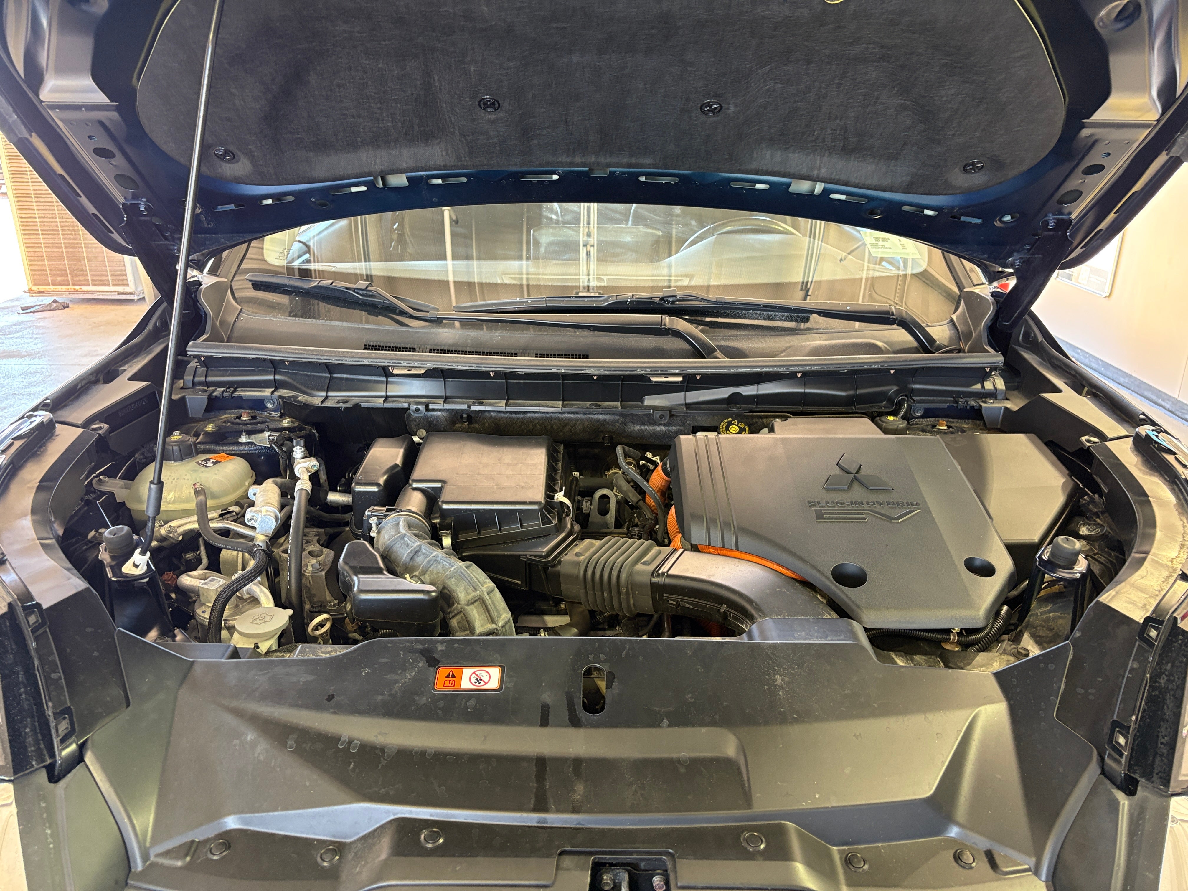 2023 Mitsubishi Outlander Plug-In Hybrid