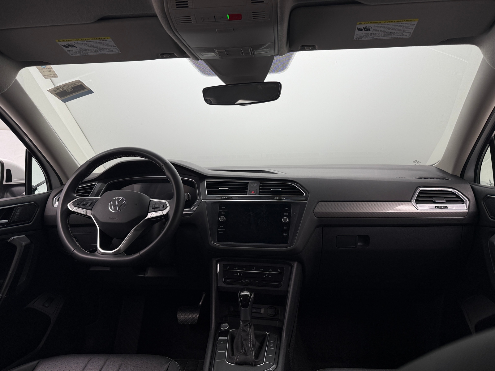 Thumbnail: 2024 Volkswagen Tiguan - 2