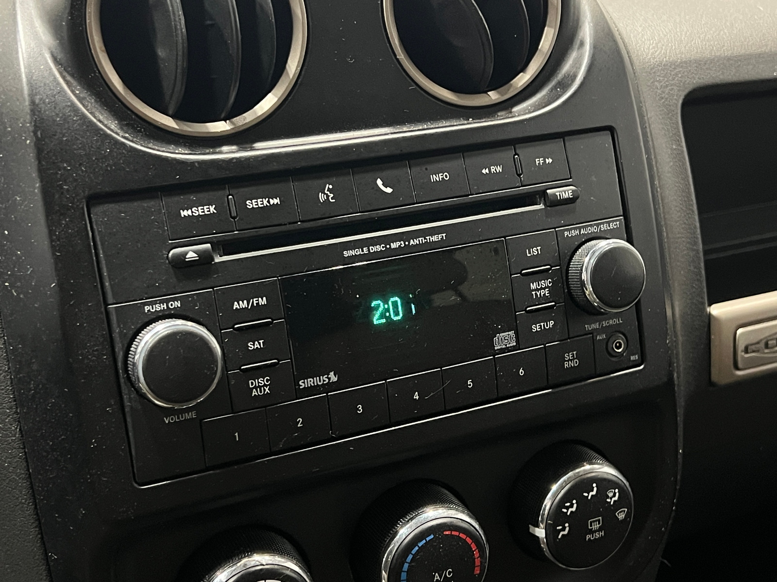 Thumbnail: 2016 Jeep Compass - 4